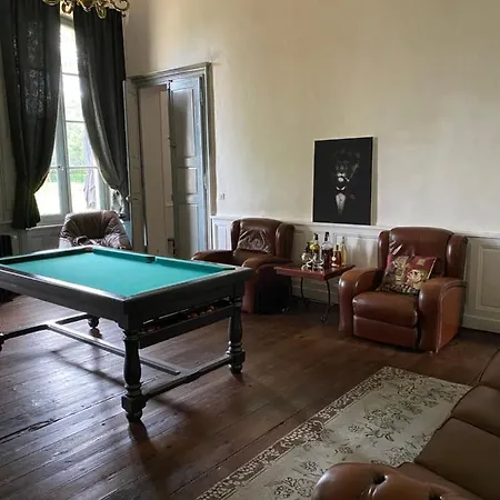 Chateau Vigue * Ле-Пассаж